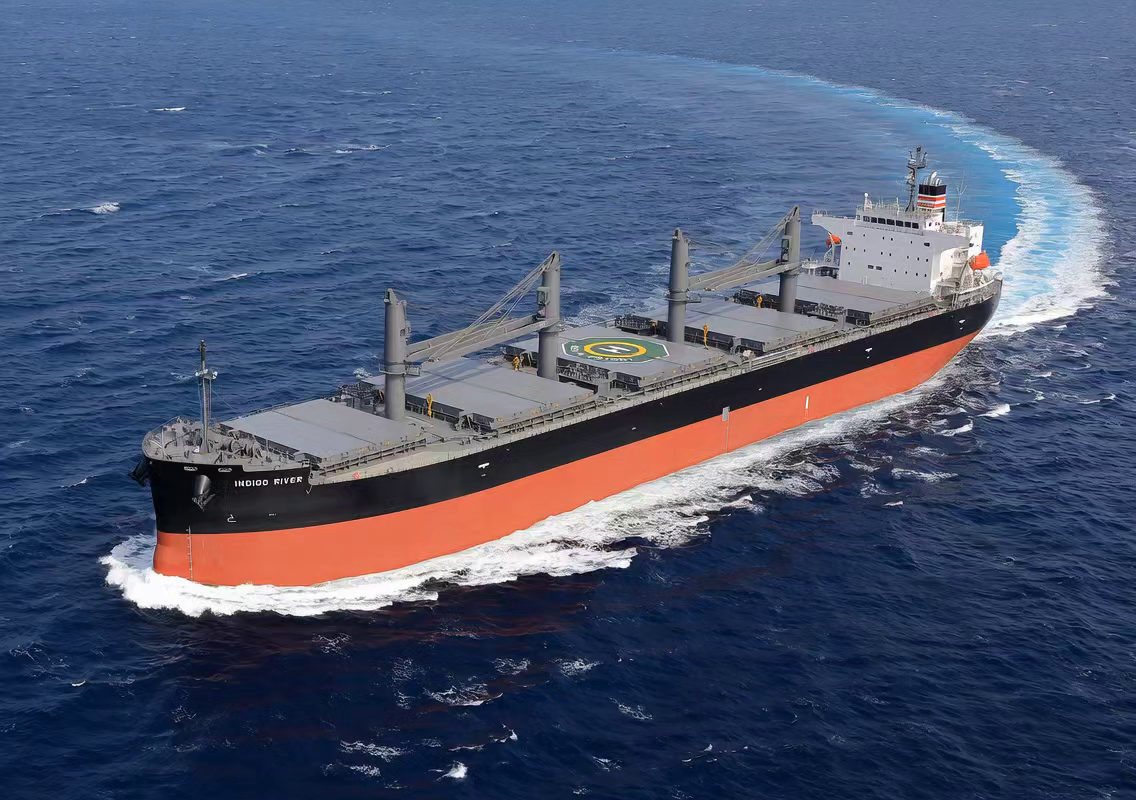 Indigo River underway at sea